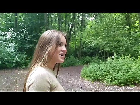 ❤️ Aku disaranake kanggo Evelina yen kita jancok ing panggonan umum! Dheweke kandha ya. Banjur aku bajingan dheweke ing bokong lan cum ing dheweke tutuk. Banjur dheweke nesu dhéwé. Video seks ing kita