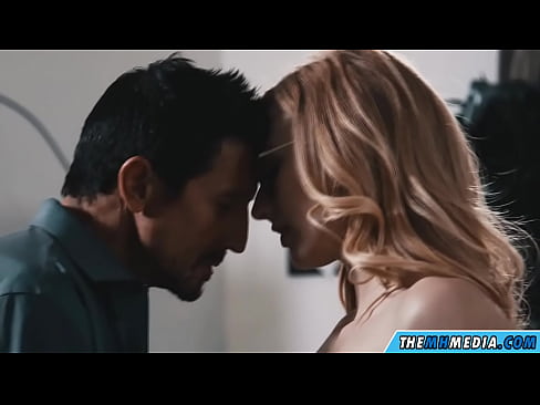 ❤️ Romantis jinis karo slutty pirang Video seks ing kita