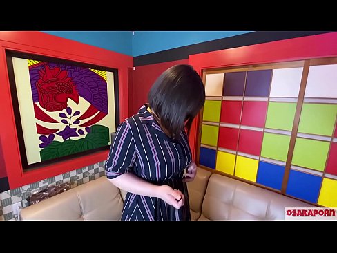 ❤️ Jepang ayu karo amba susu masturbasi karo jinis Toys lan wis orgasme. Dheweke ngomong ing wawancara babagan pengalaman kurang ajar dheweke. Ageng susu lan wulu pus moaning banter. Osakaporn Video seks ing kita