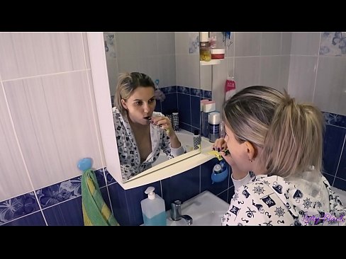 ❤️ Hack karo enom ing pajamas ends lisan cum ing bokong - letty ireng Video seks ing kita